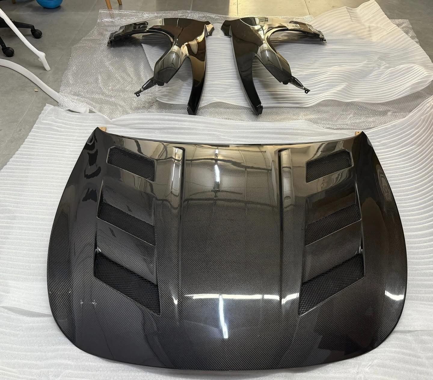 VIS Racing AMS Style Carbon Fiber Hood & Wide Fenders | Infiniti G37 Sedan 2009-2013