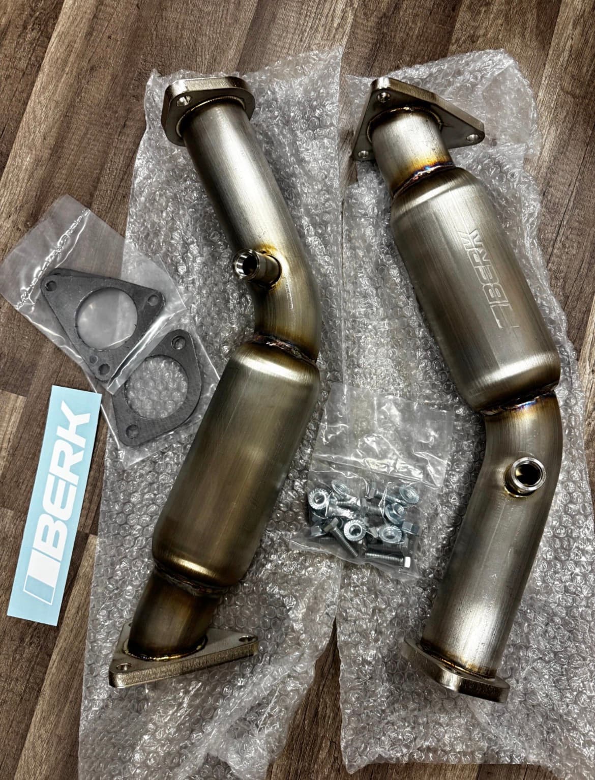Berk Resonated Test Pipes w/ CEL Fix – Nissan 350Z/370Z & Infiniti G35/G37/Q50/Q60 VQ