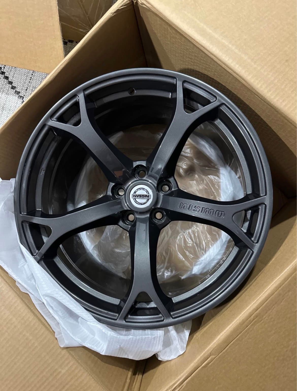 Brand New Gunmetal Nismo V1 Wheels 19x10.5 +22 5x114.3 – Nissan 370Z (2009–2020) Fitment