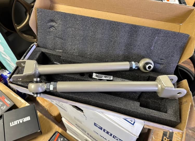 ISR Performance Rear Bucket Delete Toe Arms | 350Z/370Z/G35/G37 Sedan | CNC 6061-T6 Billet | On-Car Adjustable | Spherical Bearings | Eliminate Bucket Bind | Boost Handling & Stability | Direct Fit for 2003-2008 350Z, 2009-2020 370Z, 2003-2007 G35 Sedan, 2008-2013 G37 Sedan RWD