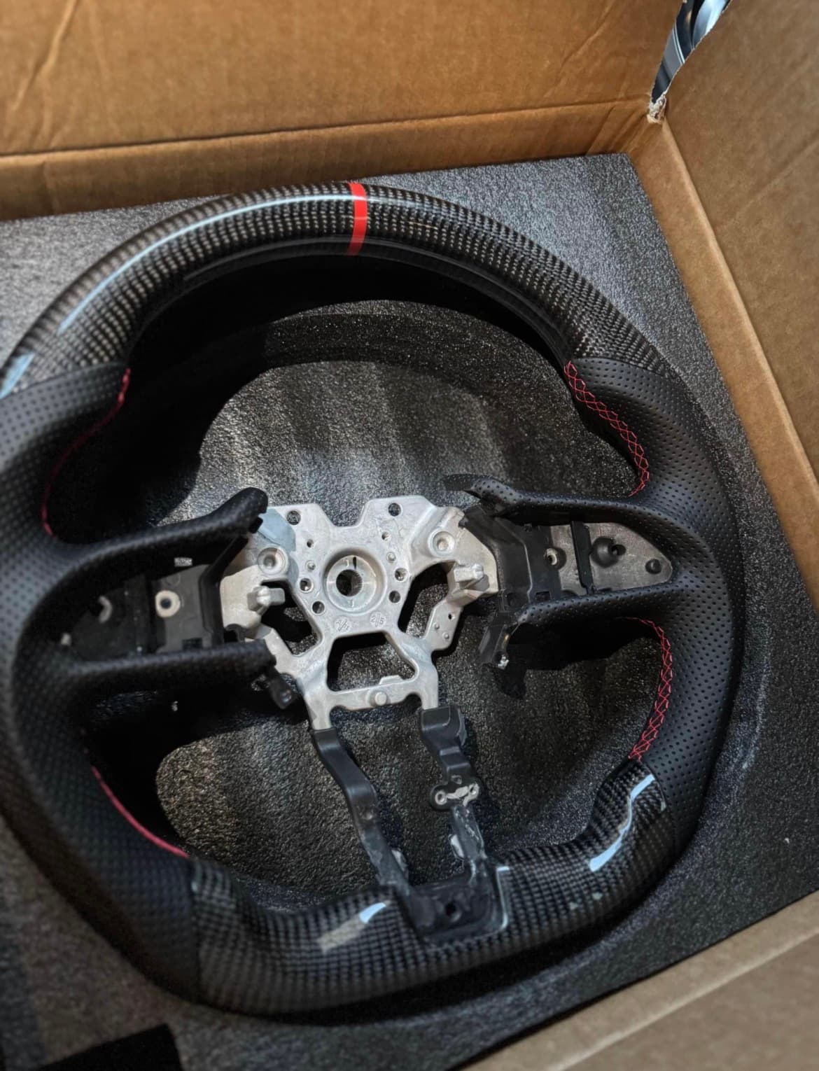 Brand New Carbon Fiber Steering Wheel for Infiniti Q50/Q60 | 2014-2024 V37/CV37 3K Twill/Forged Carbon & Leather/Alcantara | D-Shaped Flat Bottom | DAS & Heated Compatible | OEM Core Full Function Upgrade
